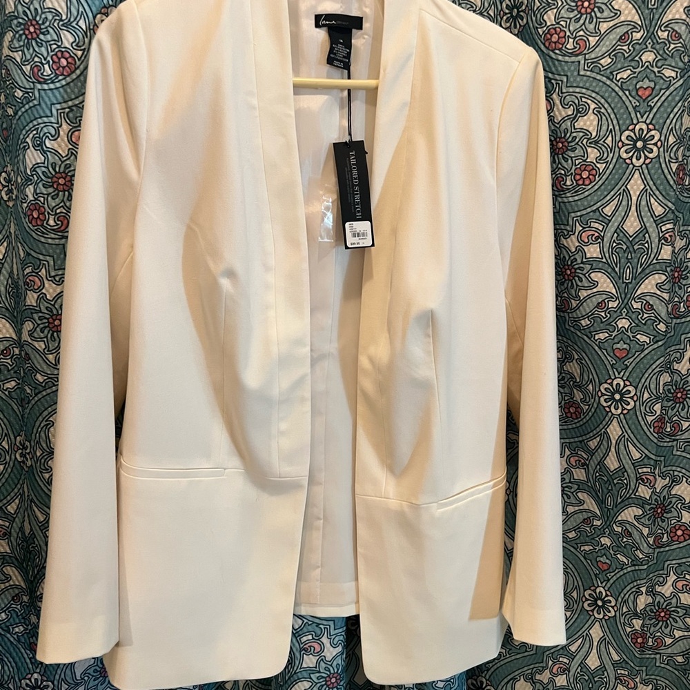 NWT Lane Bryant Tailored Stretch White Blazer size 14